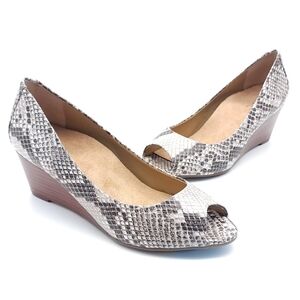 Vionic Bria Snakeskin Leather Wedge Sandal Stacked Heel Peep Toe Size 6 Wide